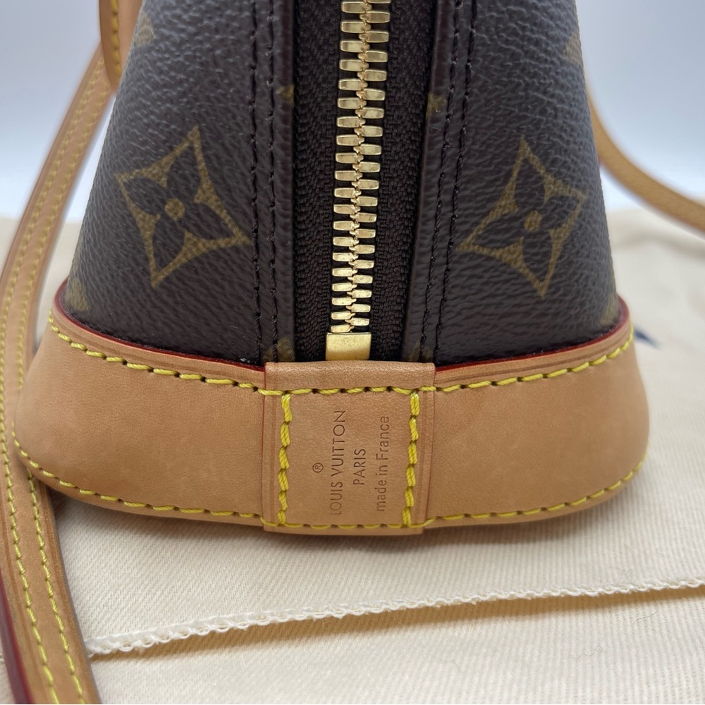 Louis Vuitton Monogram Alma BB Bag - Picture 7 of 17